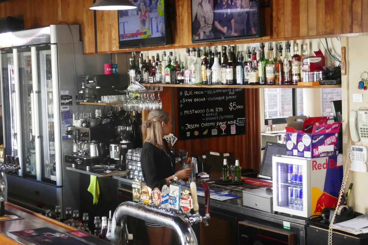 Okeefes Hotel Backpackers Launceston Extérieur photo